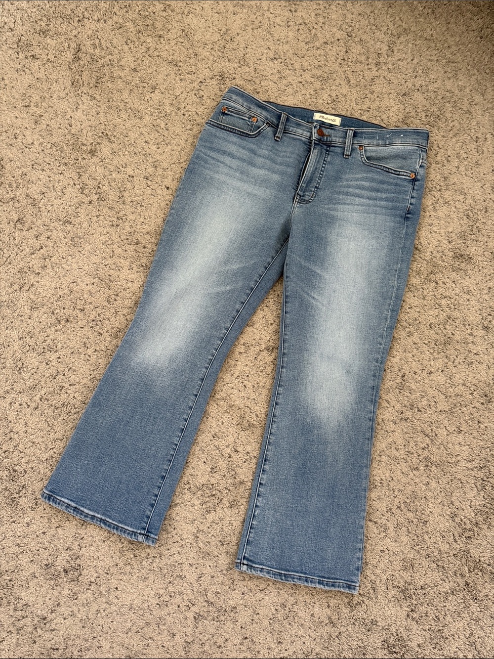 Madewell Washed Blue Mid Rise Kick out Jeans